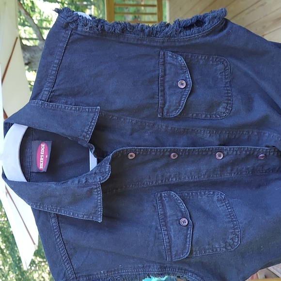 Ladies Bikers Edge Black Cut of Sleeve Button Down Sexy Cropped Tie Top Sz XL - Picture 4 of 5